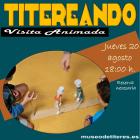 Moviendo títeres en el Museo